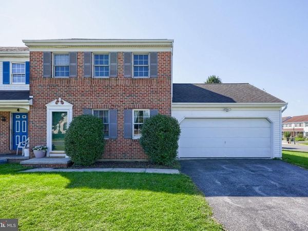 2 BROOKVIEW DRIVE, LITITZ, PA 17543