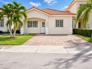 18133 SW 109th Path, Unit None, Miami, FL 33157 Photo