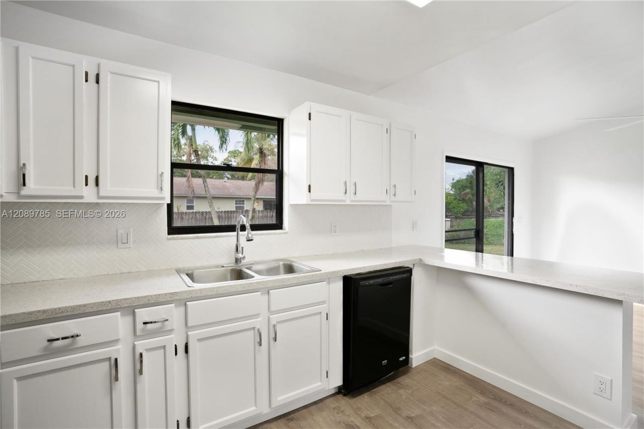 6043 Felter St , Jupiter, FL 33458 Photo