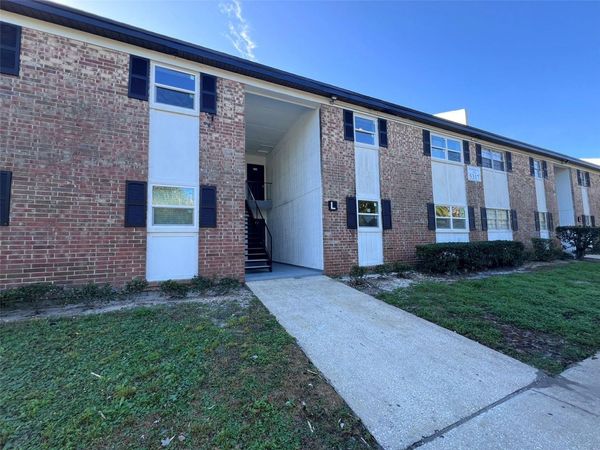 5317 CURRY FORD ROAD , Unit L104, ORLANDO, FL 32812