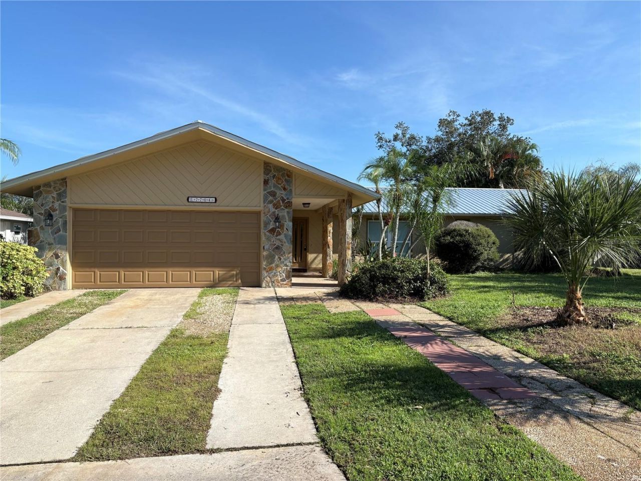 7704 24th Avenue W, Bradenton, FL 34209 Main Photo