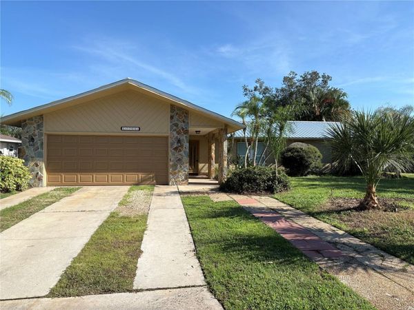 7704 24TH AVENUE W, BRADENTON, FL 34209