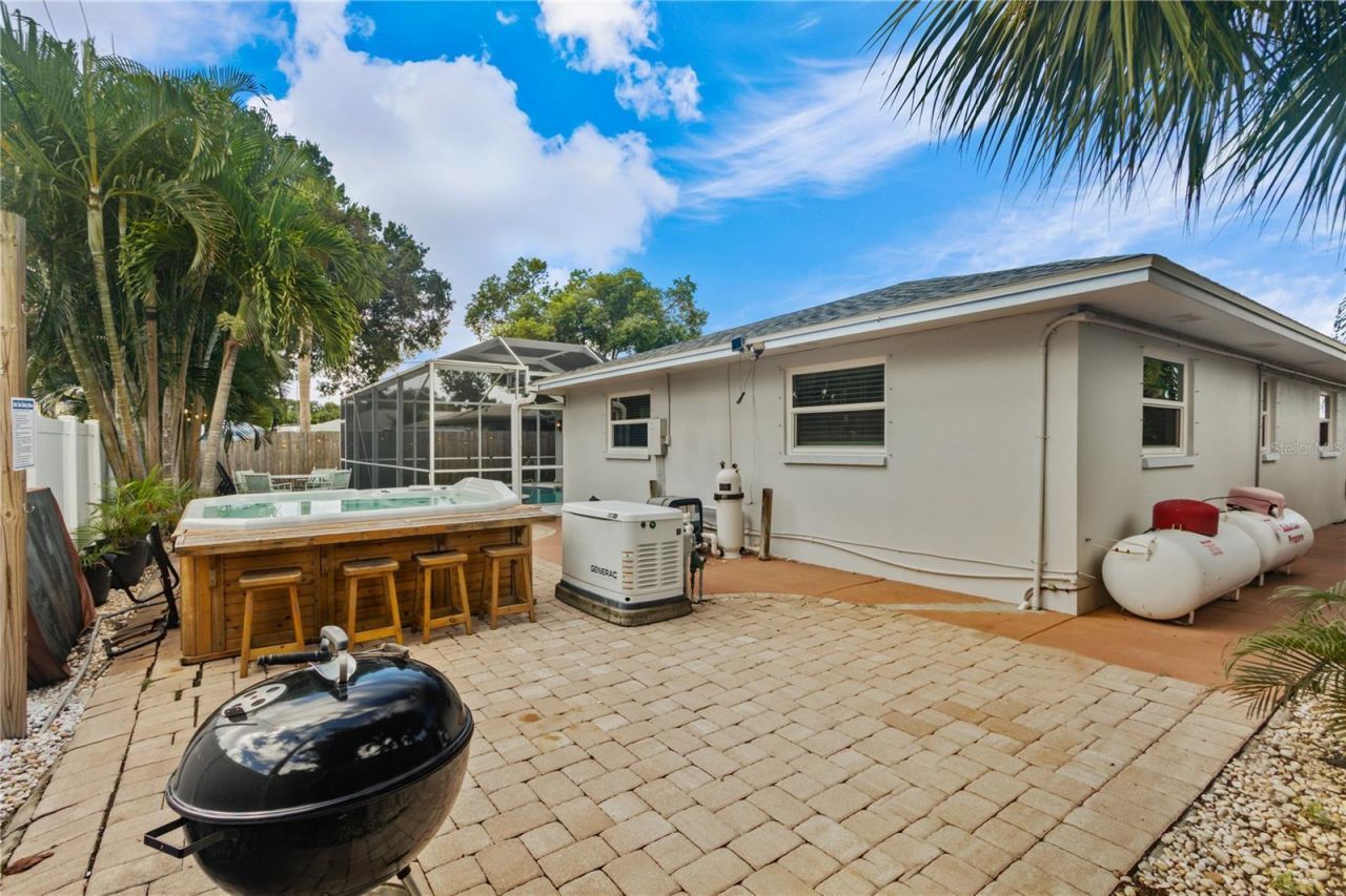 10367 135th Street , Largo, FL 33774 Photo