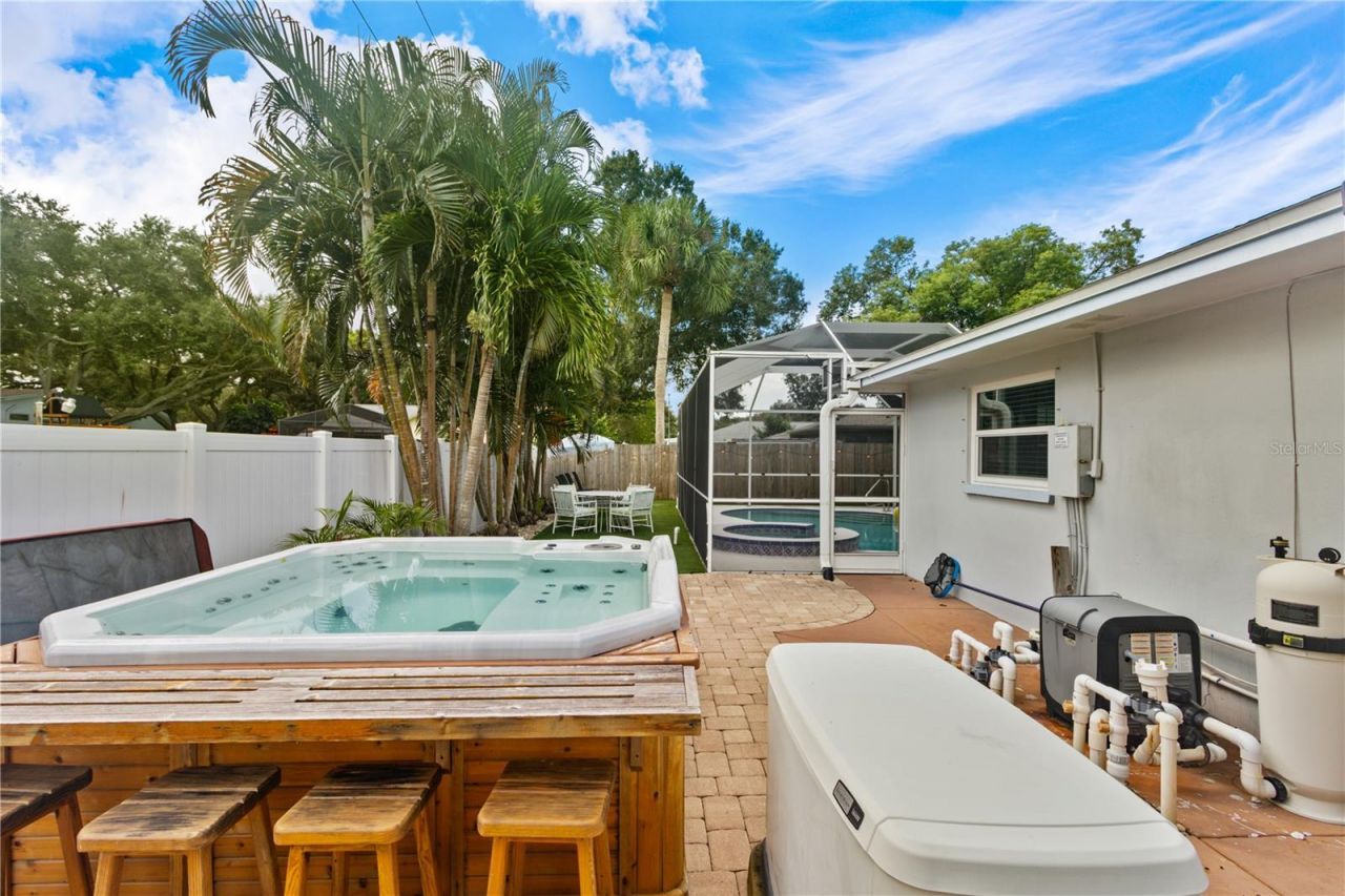 10367 135th Street , Largo, FL 33774 Photo