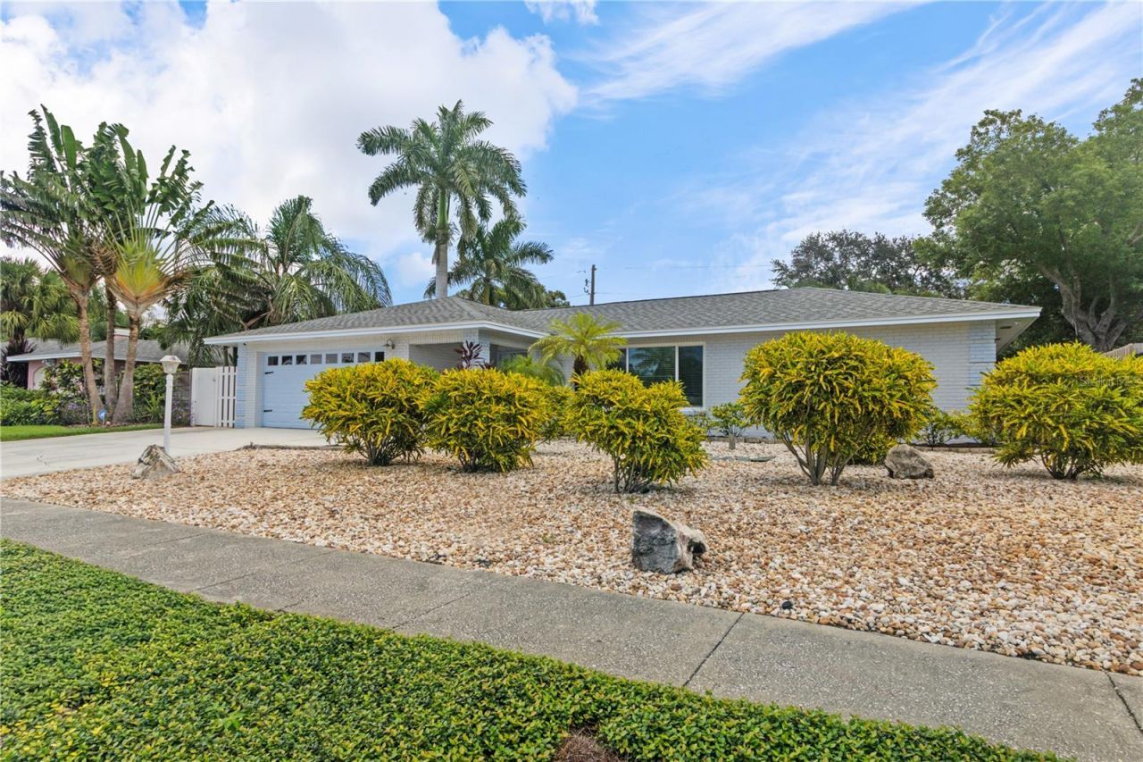 10367 135th Street , Largo, FL 33774 Photo