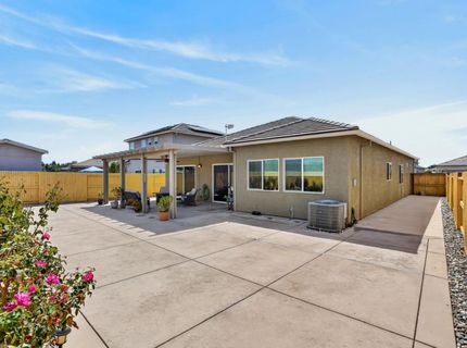 1512 Baywood Greens Dr, Ione, CA 95640 Photo