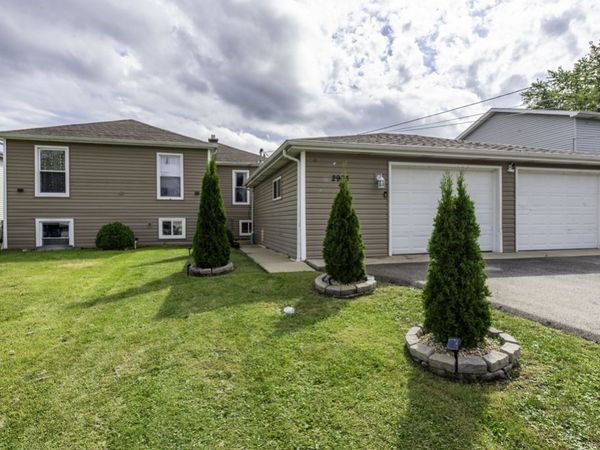 2903 W Nemesis Avenue , Beach Park, IL 60087