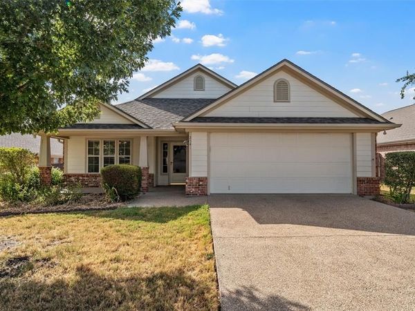 2541 Massey Lane , Robinson, TX 76706