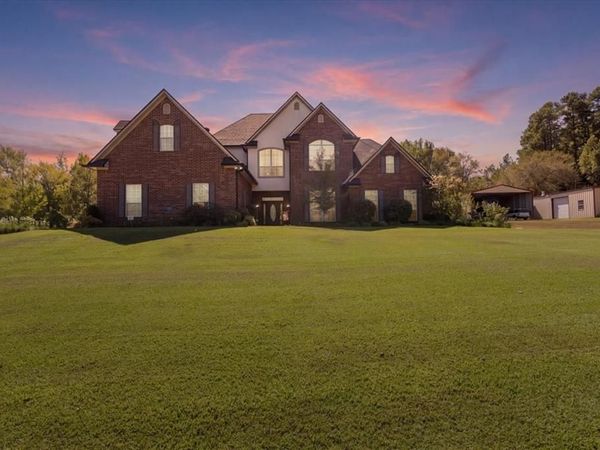 1400 PR 1062 , Gilmer, TX 75645