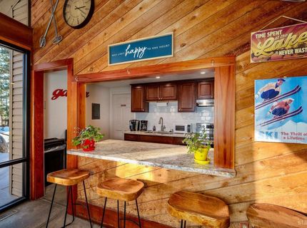 157 Holly Lane, Stateline, NV 89449 Photo