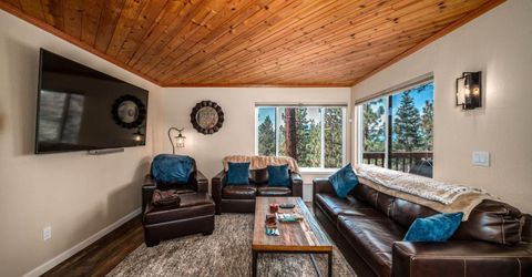 157 Holly Lane, Stateline, NV 89449 Photo
