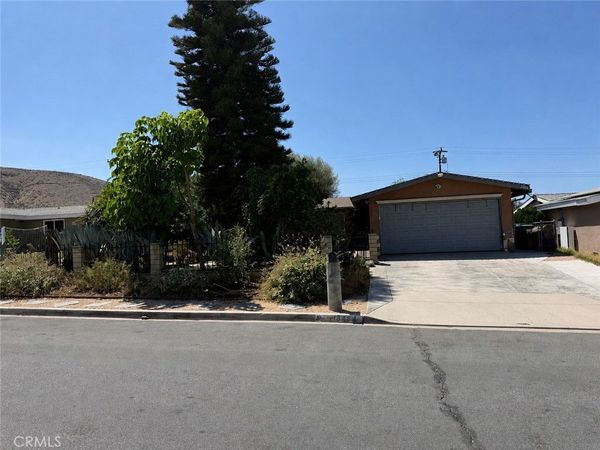 3484 Andover St , Corona, CA 92879