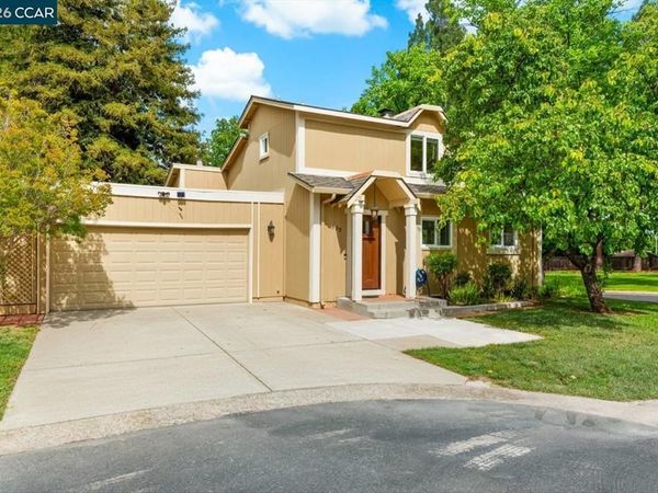 599 Mt Dell Dr , Clayton, CA 94517
