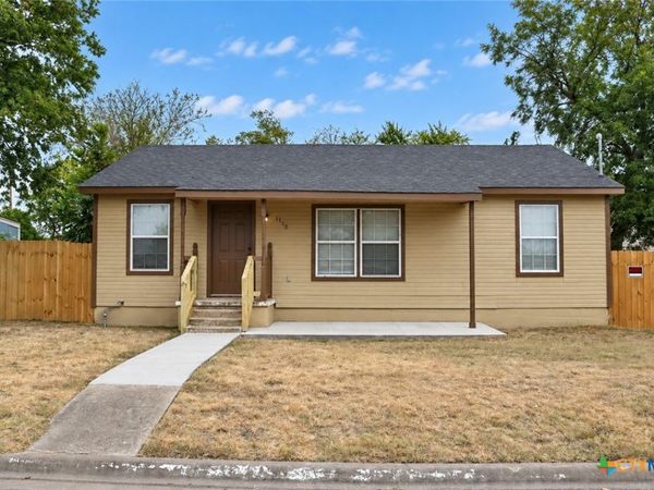 1310 N College Street , Killeen, TX 76541