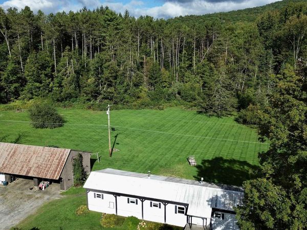 5556 W Woodstock Road, Woodstock, VT 05091