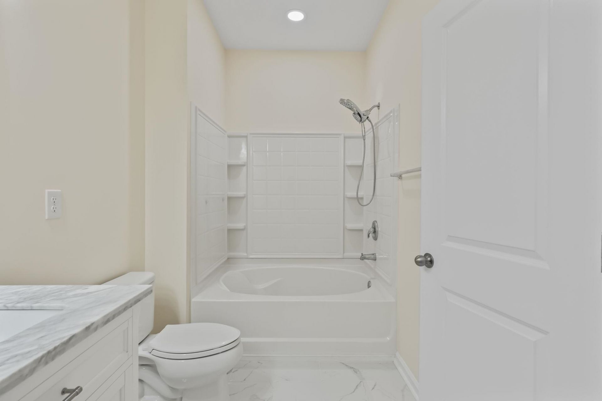 656 Pistoia Ln. Photo 19
