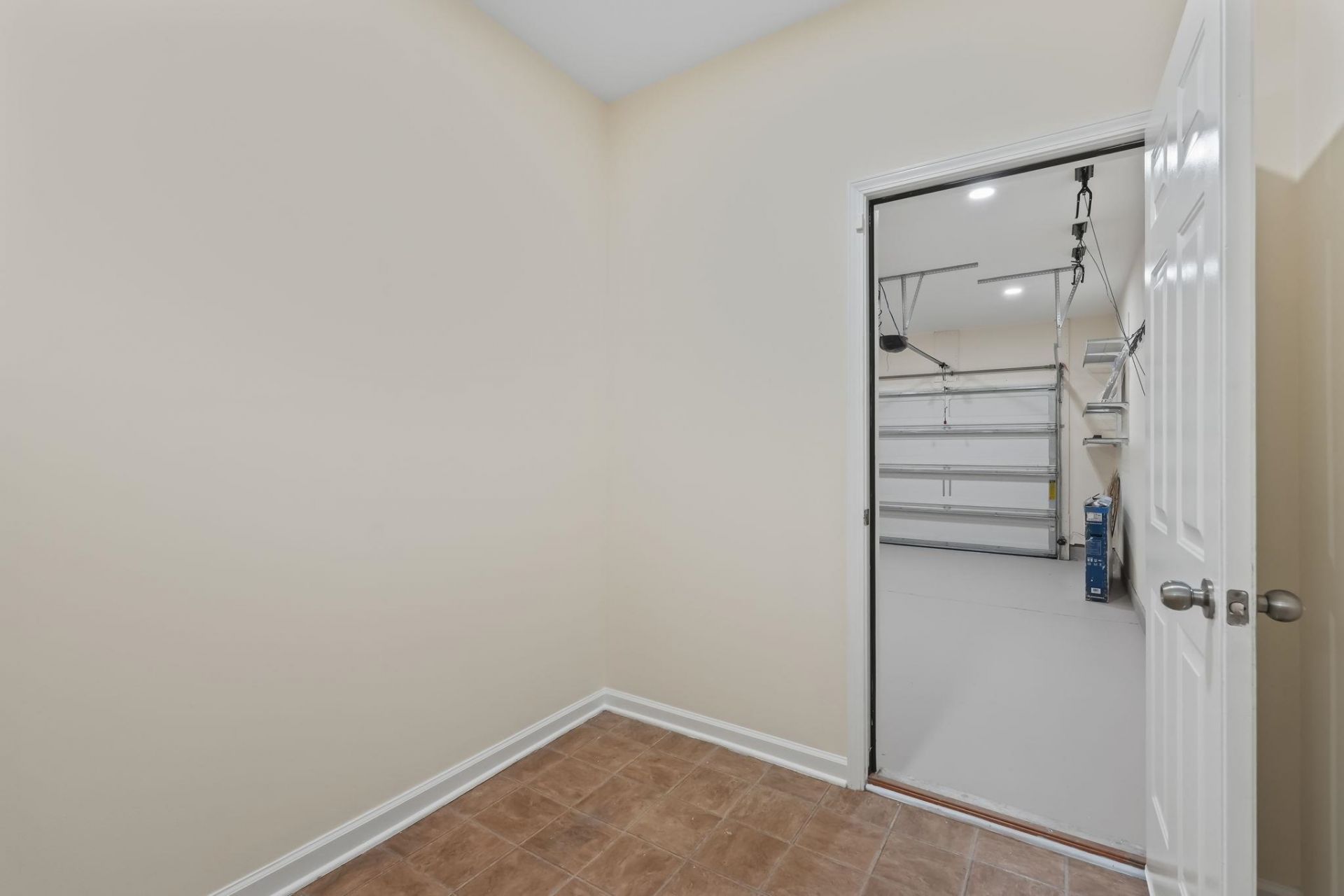 656 Pistoia Ln. Photo 36