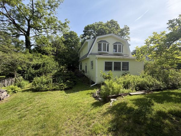 138 Leonard St, Gloucester, MA 01930