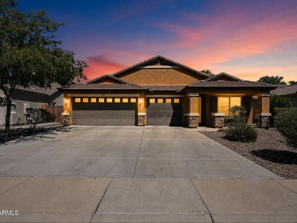 7156 W FLYNN Lane, Glendale, AZ 85303