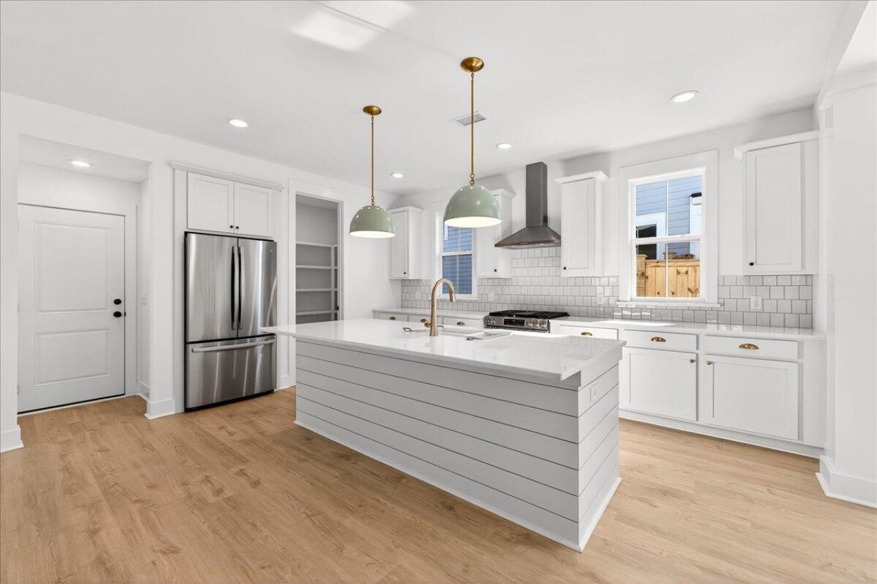 201 Clearpath Drive Photo 10