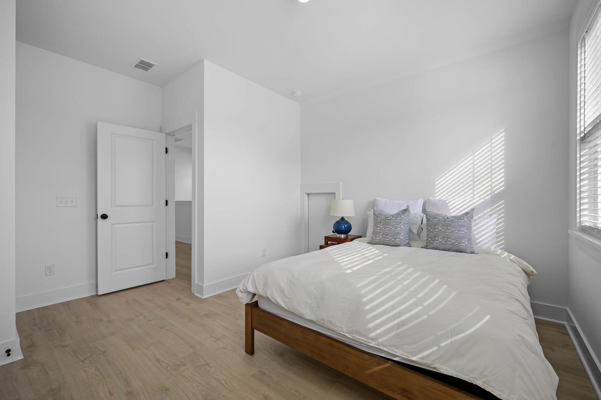 201 Clearpath Drive Photo 17
