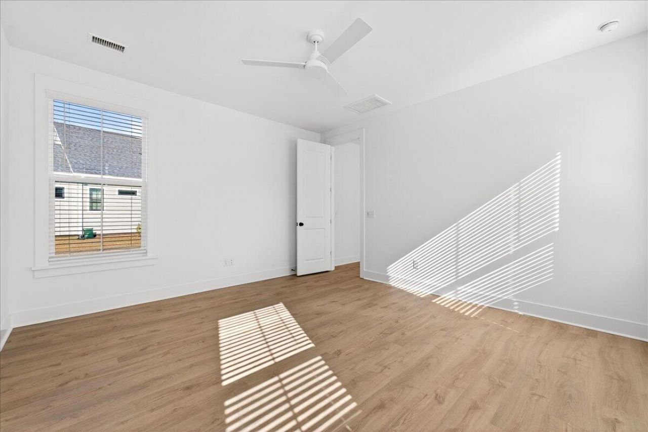 201 Clearpath Drive Photo 20
