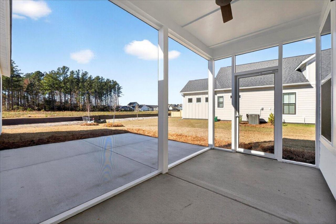 201 Clearpath Drive Photo 32