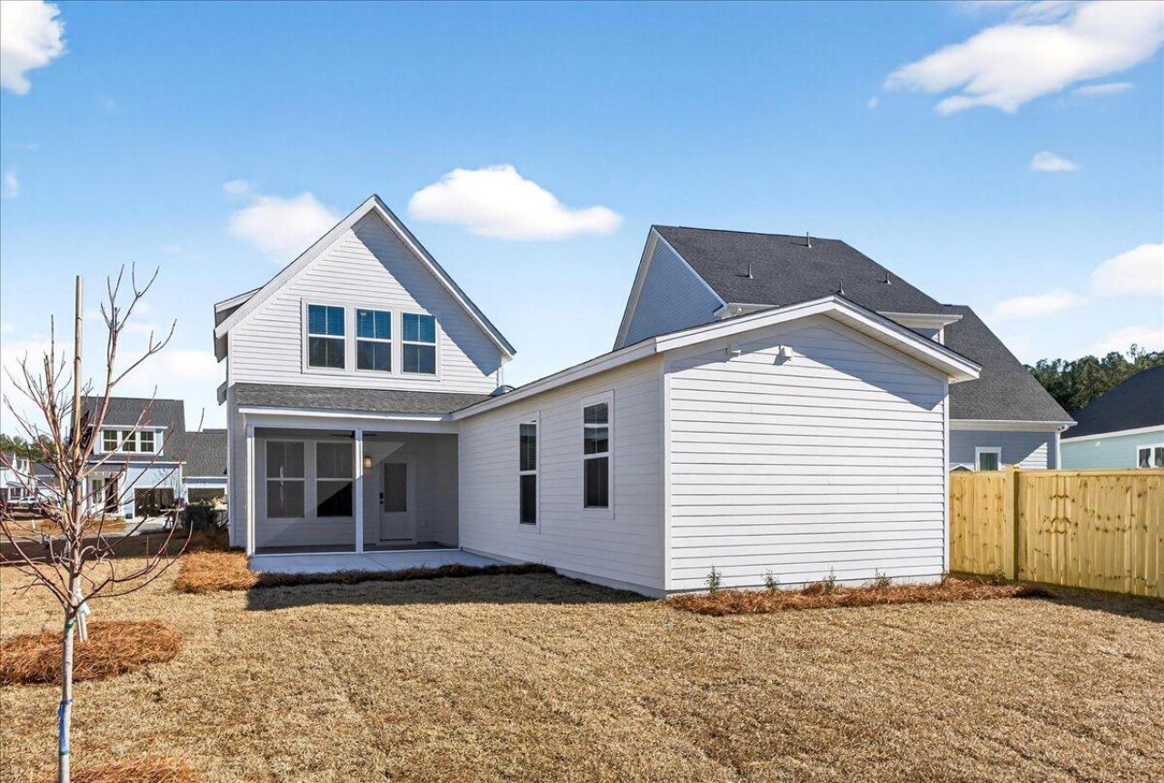 201 Clearpath Drive Photo 36