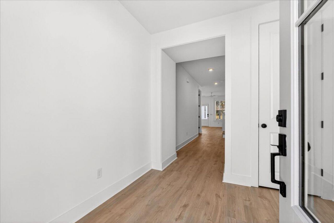 201 Clearpath Drive Photo 4