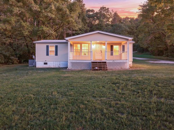 7421 Harper Road , Hixson, TN 37343