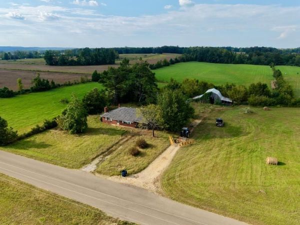 409 County Road 7100, Booneville, MS 38829
