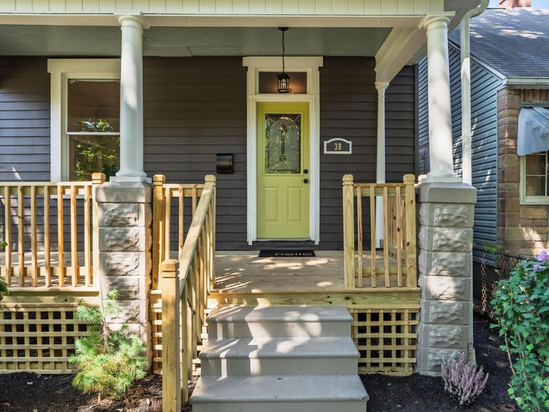 38 E Welch Avenue, Columbus, OH 43207 Photo 2
