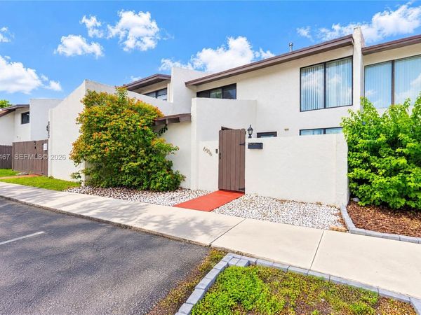 6916 SW 110th Ave, Unit 6916, Miami, FL 33173