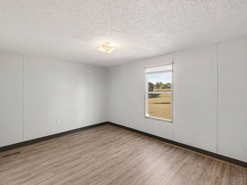 10802 Fite Hauck Road, Franklin Township, OH 45171 Photo 9