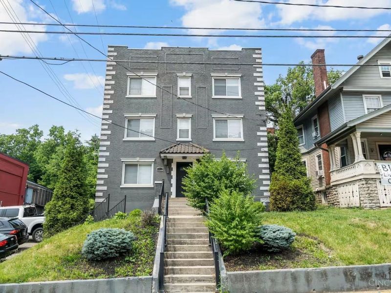 2201 Reading Road, Unit 1, Cincinnati, OH 45202 Photo 2
