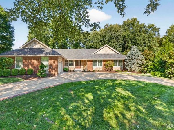 14641 Pine Orchard Court, Chesterfield, MO 63017