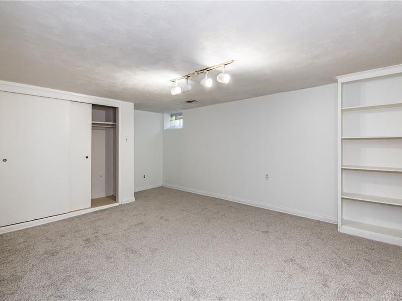 1712 Forrer Boulevard, Kettering, OH 45420 Photo 33