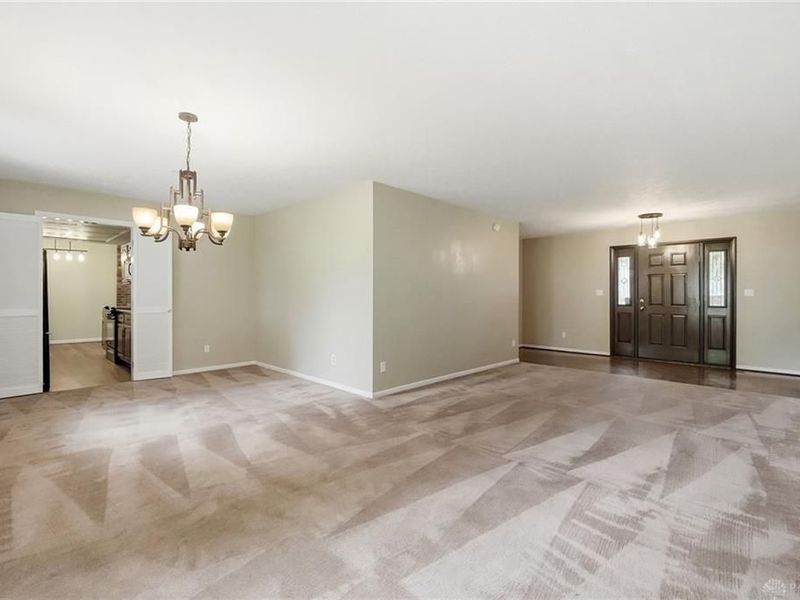 7611 Pelway Drive, Centerville, OH 45459 Photo 12