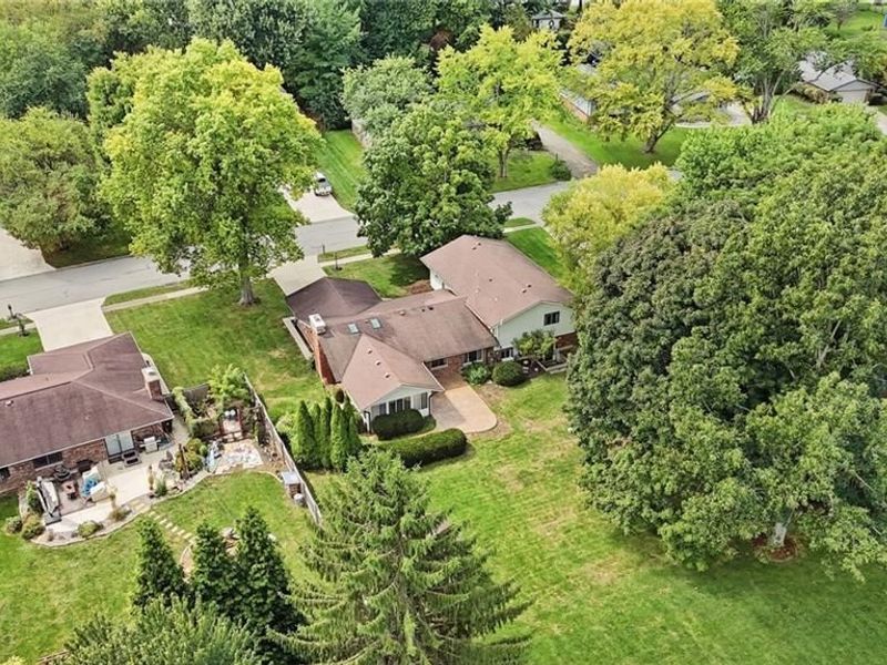 7611 Pelway Drive, Centerville, OH 45459 Photo 5