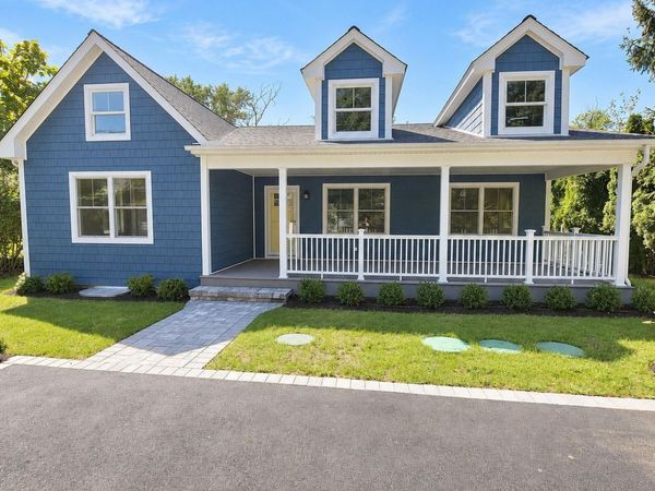 Huntington, NY 11743