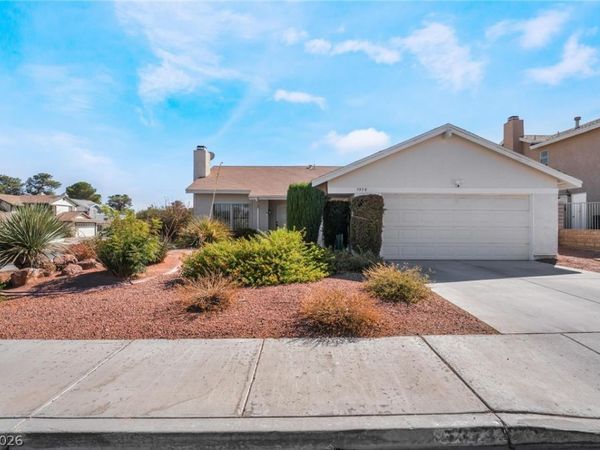 7373 Newcrest Circle, Las Vegas, NV 89147