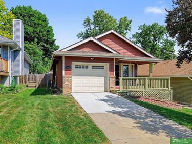 5556 Walnut Street, Omaha, NE 68106