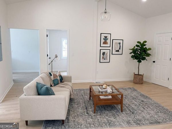 1711 Hortense Place NW, Atlanta, GA 30318