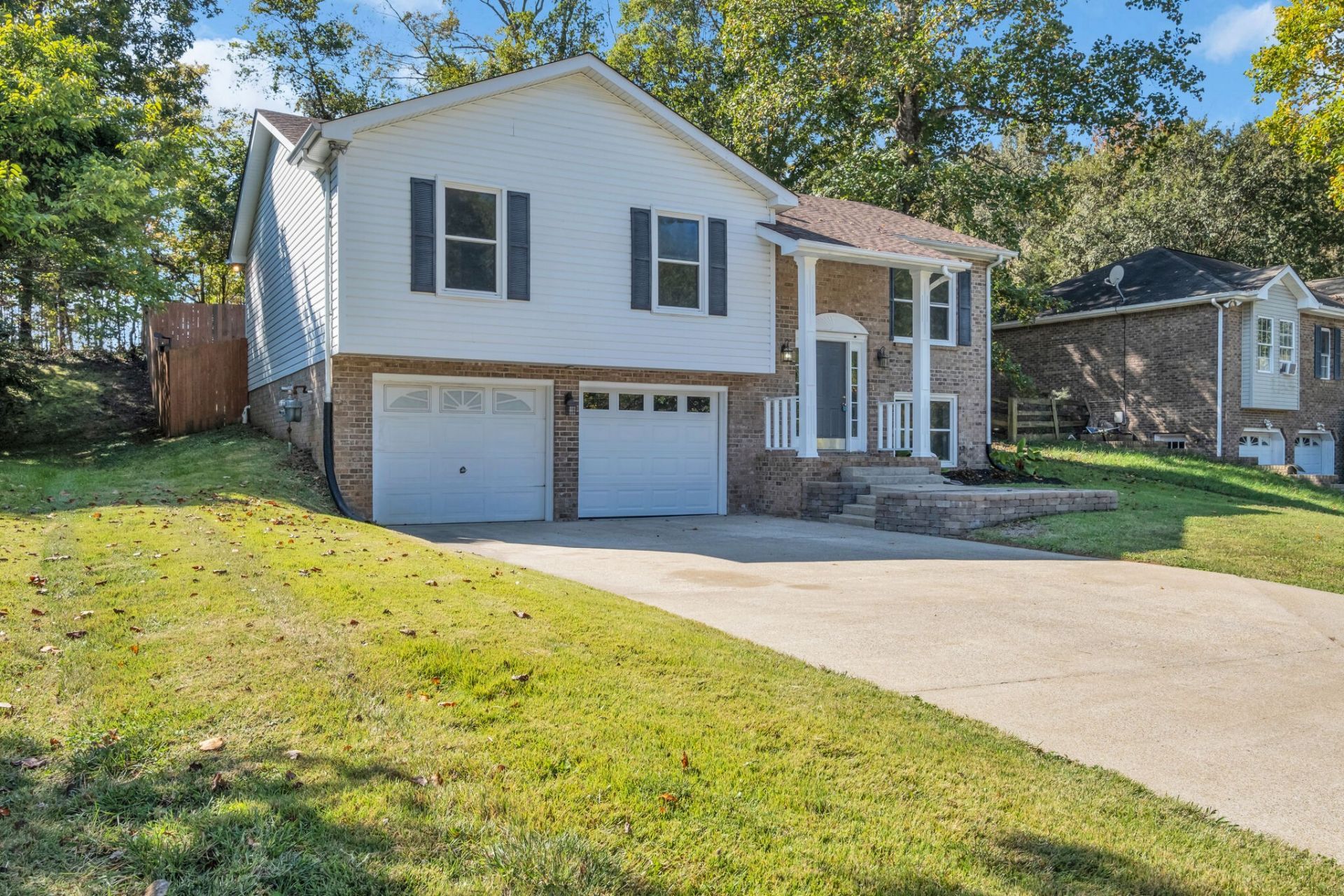 2270 Ermine Dr 