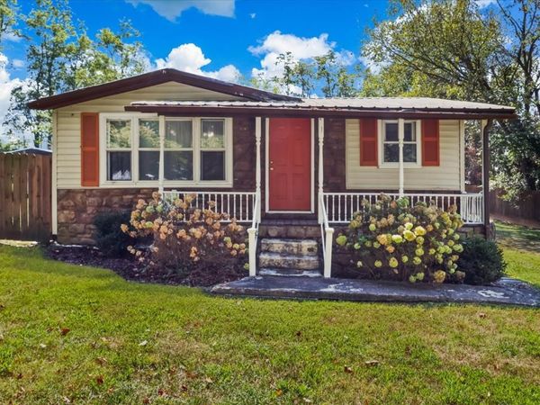 401 Orange St , Scottsville, KY 42164