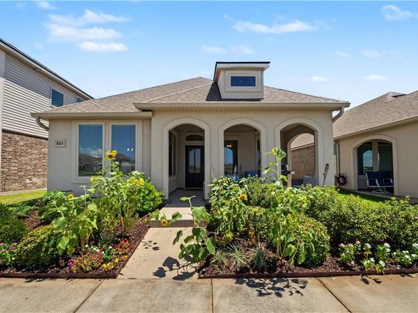 865 PELICAN BAY Drive, Slidell, LA 70461