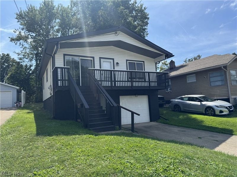 522 Grandview Avenue, Barberton, OH 44203 Photo 2