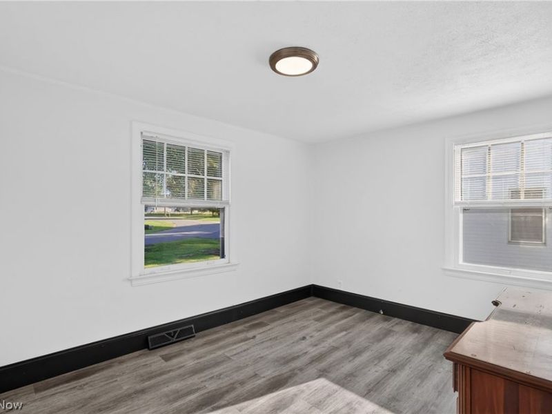4680 Hummel Drive NW, Warren, OH 44483 Photo 9