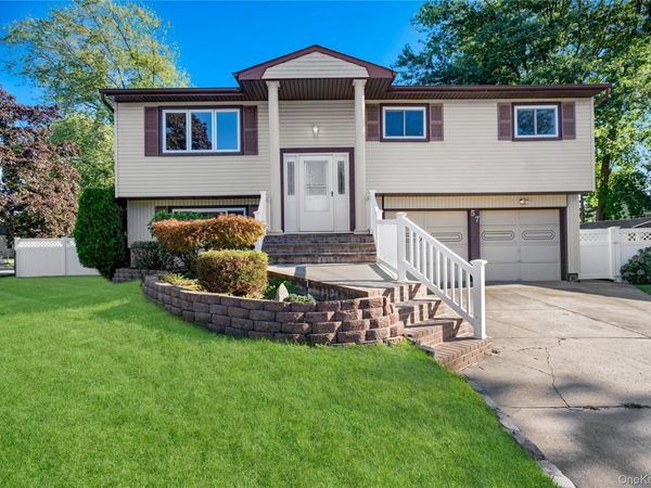 57 Sand Street, Massapequa, NY 11758
