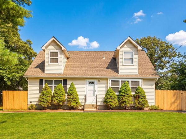 35 Cedar Lane , Medford, NY 11763